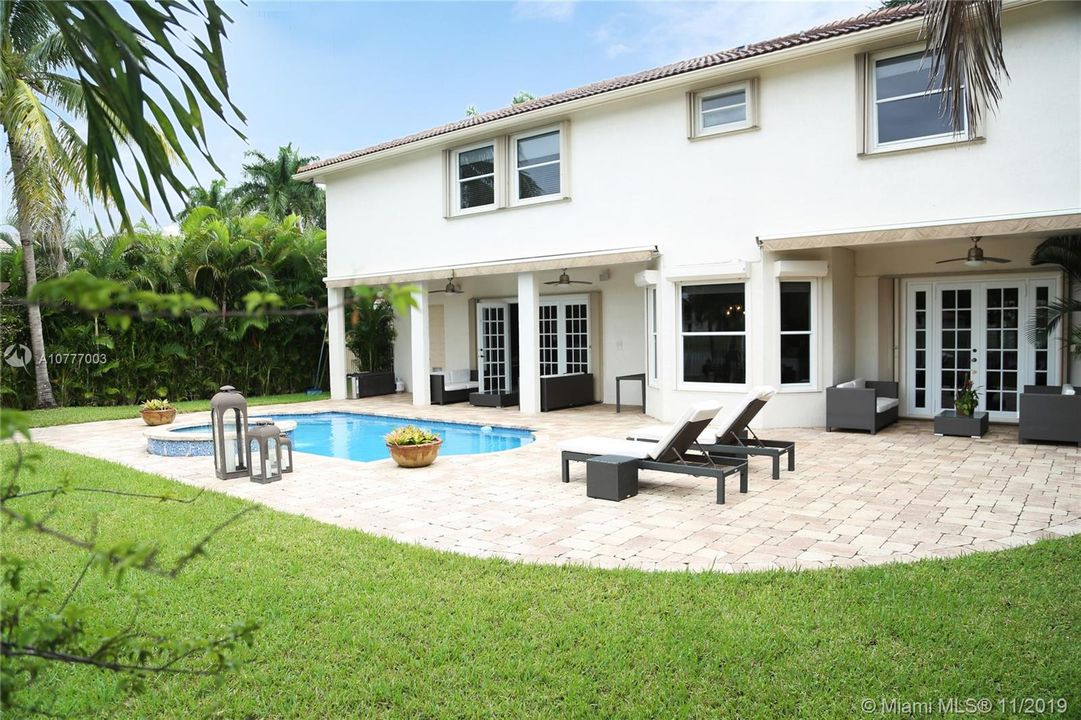 Recently Rented: $8,500 (7 beds, 6 baths, 4029 Square Feet)