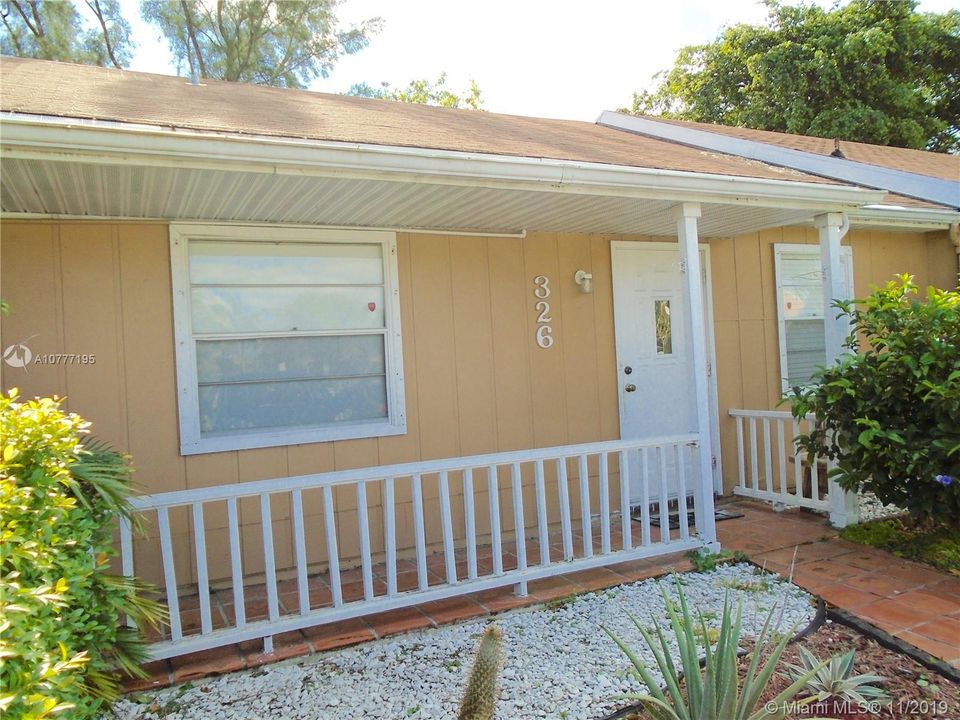 Vendido Recientemente: $170,000 (2 camas, 2 baños, 1044 Pies cuadrados)