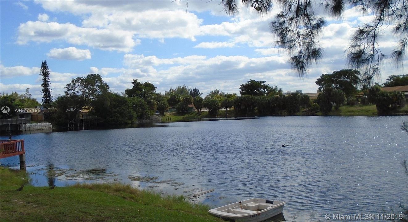 Vendido Recientemente: $170,000 (2 camas, 2 baños, 1044 Pies cuadrados)