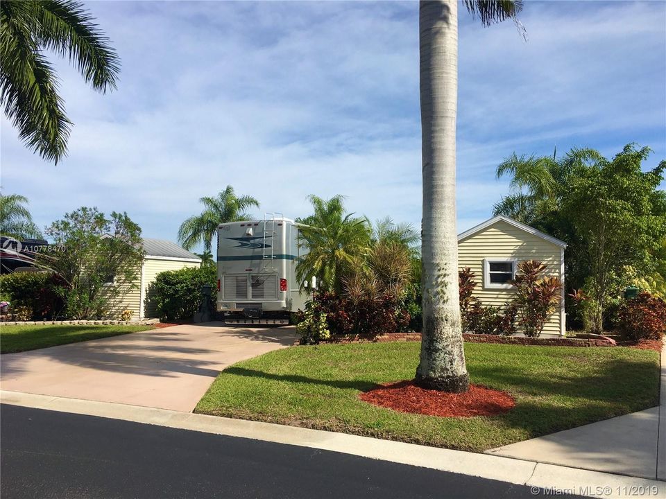 Recently Sold: $92,500 (0.11 acres)