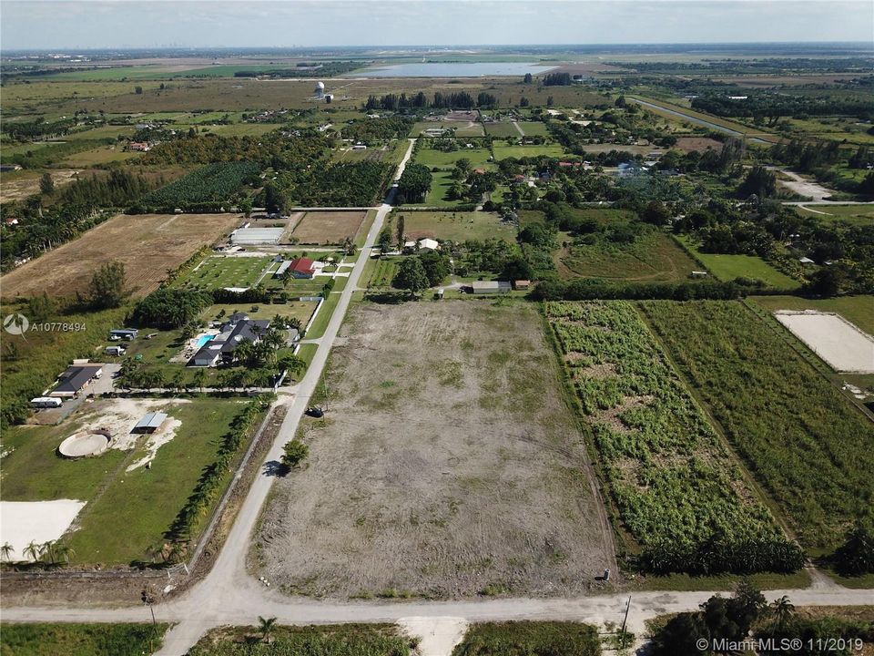 最近售出: $275,000 (5.00 acres)