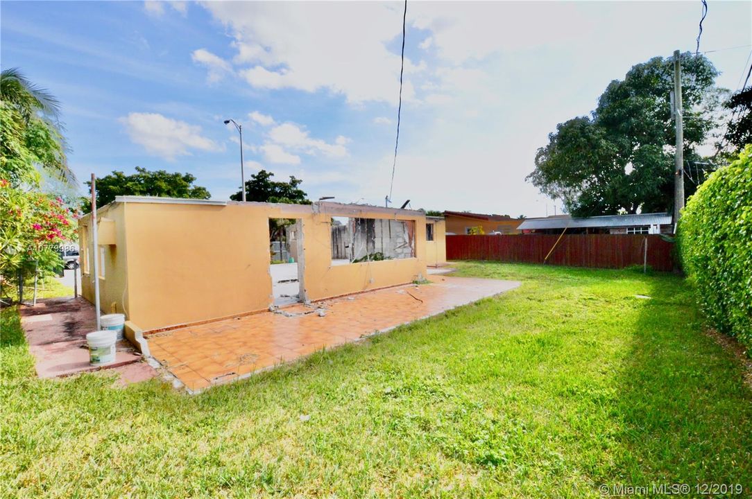 Недавно продано: $179,900 (0.15 acres)