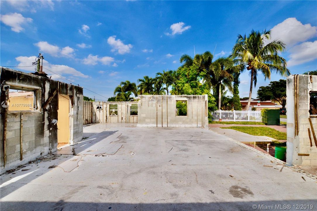 Недавно продано: $179,900 (0.15 acres)