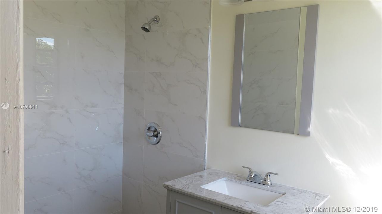 Recently Sold: $410,000 (3 beds, 2 baths, 2813 Square Feet)