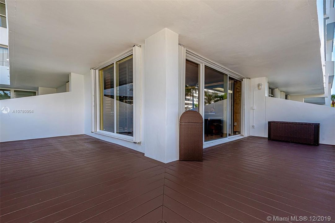 Recently Sold: $500,000 (2 beds, 2 baths, 1260 Square Feet)