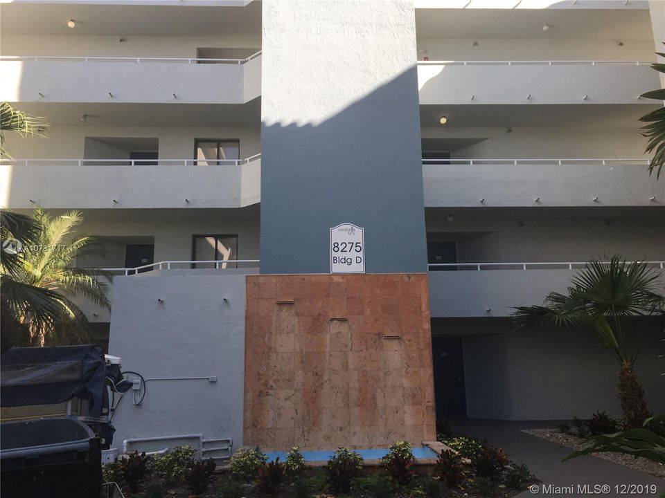 Recently Rented: $1,590 (3 beds, 2 baths, 1346 Square Feet)