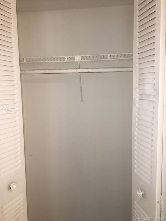 Recently Rented: $1,590 (3 beds, 2 baths, 1346 Square Feet)