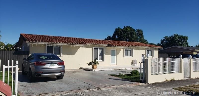 Vendido Recientemente: $430,000 (4 camas, 3 baños, 2841 Pies cuadrados)