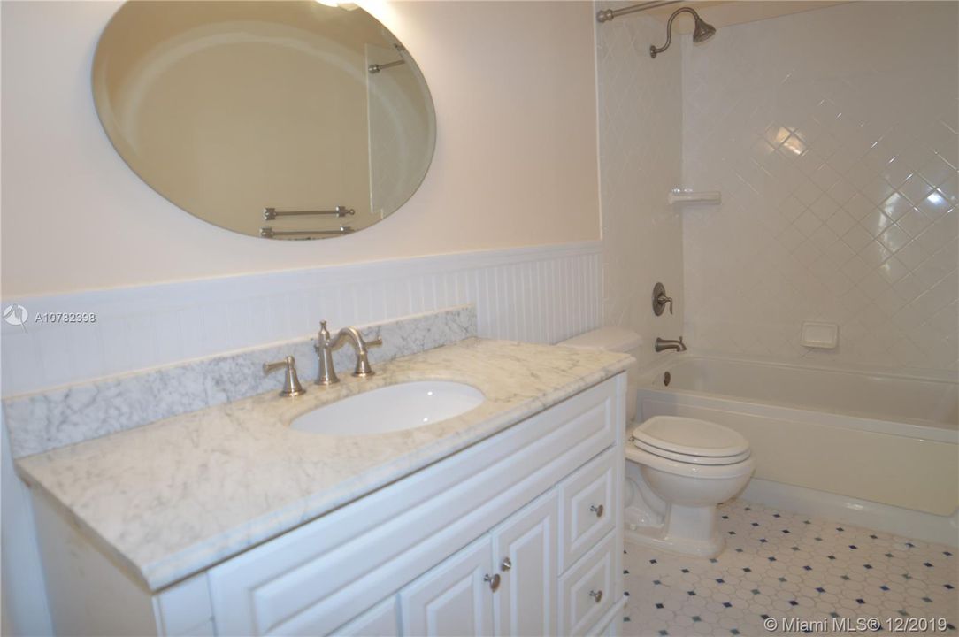 Recently Sold: $274,900 (3 beds, 2 baths, 1317 Square Feet)
