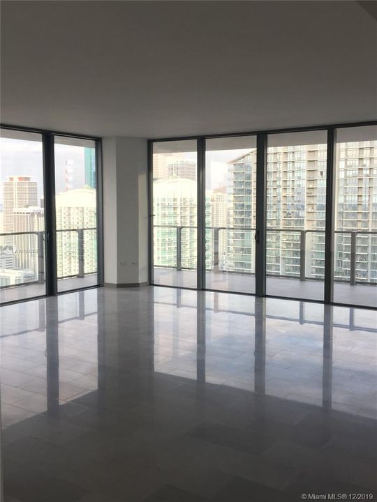 Recientemente alquilado: $10,800 (4 camas, 3 baños, 2991 Pies cuadrados)