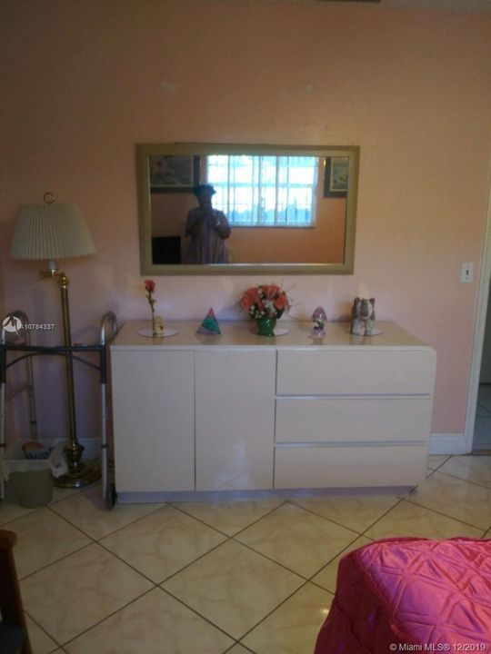 Recientemente alquilado: $750 (1 camas, 2 baños, 1754 Pies cuadrados)