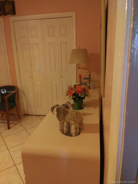 Recientemente alquilado: $750 (1 camas, 2 baños, 1754 Pies cuadrados)