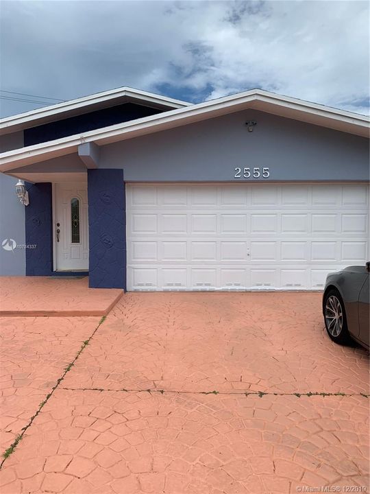 Recientemente alquilado: $750 (1 camas, 2 baños, 1754 Pies cuadrados)