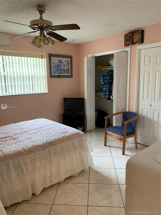 Recientemente alquilado: $750 (1 camas, 2 baños, 1754 Pies cuadrados)