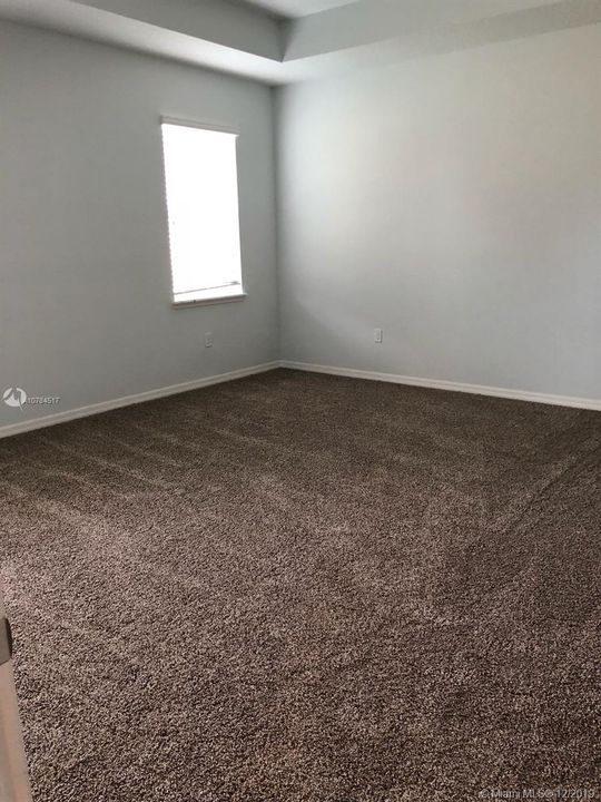 Recientemente alquilado: $2,300 (4 camas, 3 baños, 0 Pies cuadrados)