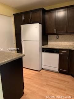Recently Rented: $1,550 (2 beds, 2 baths, 1030 Square Feet)