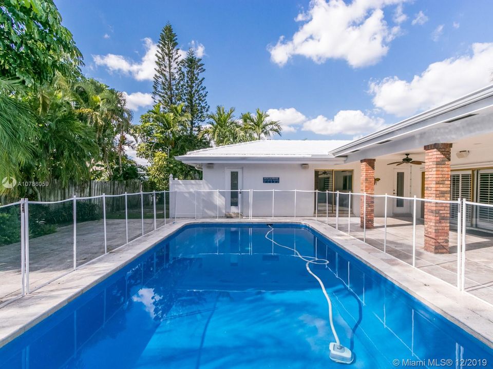 Recently Rented: $4,200 (5 beds, 3 baths, 3361 Square Feet)