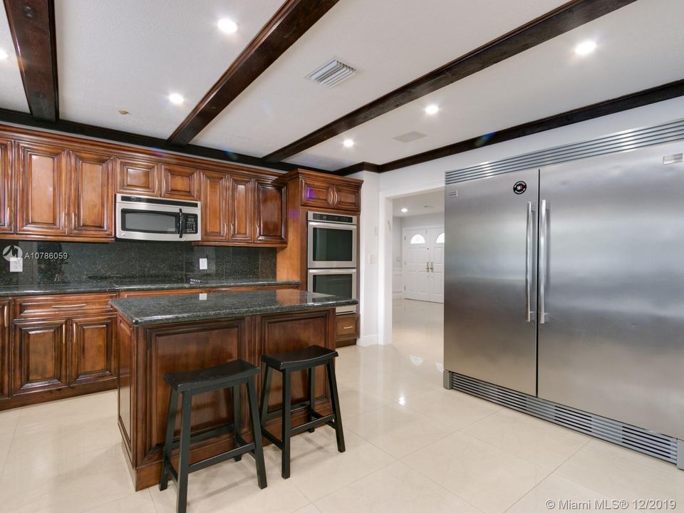 Recently Rented: $4,200 (5 beds, 3 baths, 3361 Square Feet)