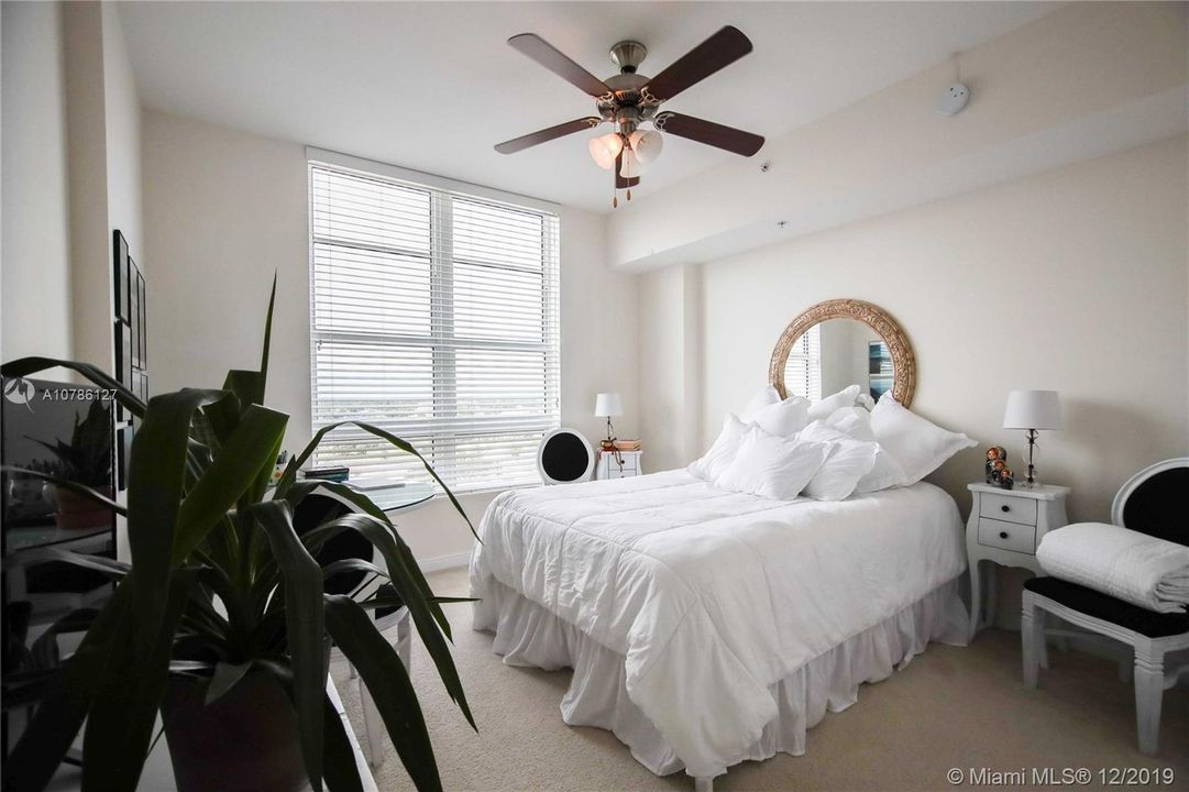 Vendido Recientemente: $305,000 (2 camas, 2 baños, 1194 Pies cuadrados)