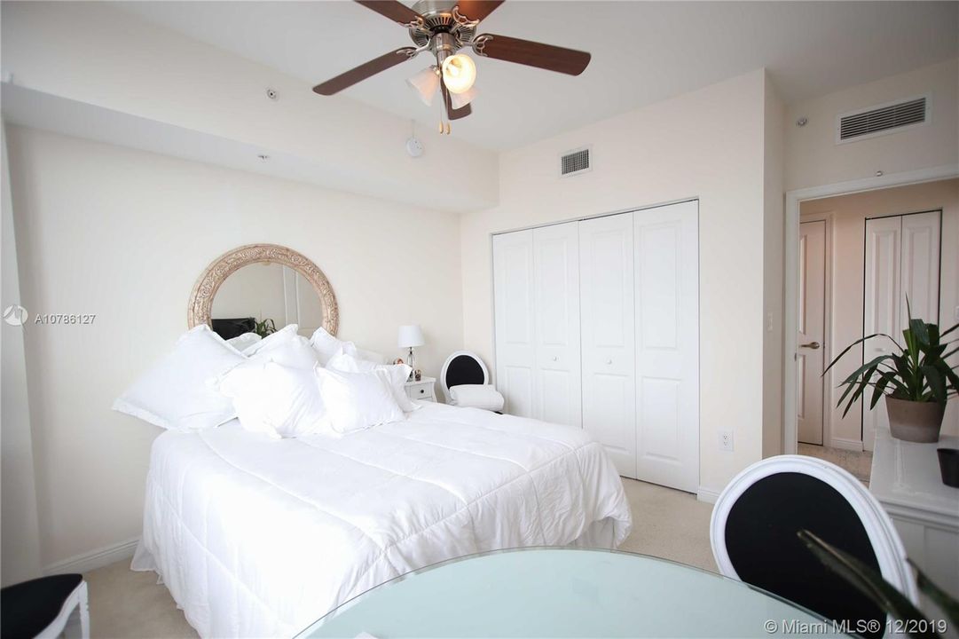 Vendido Recientemente: $305,000 (2 camas, 2 baños, 1194 Pies cuadrados)