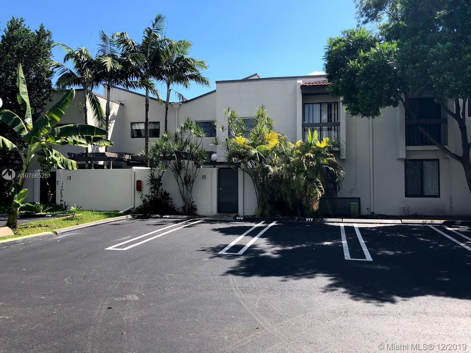 Recently Rented: $24,000 (2 beds, 2 baths, 1234 Square Feet)