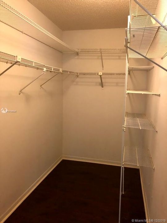 Recently Rented: $24,000 (2 beds, 2 baths, 1234 Square Feet)
