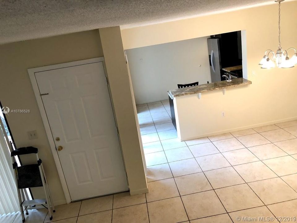 Recently Rented: $24,000 (2 beds, 2 baths, 1234 Square Feet)