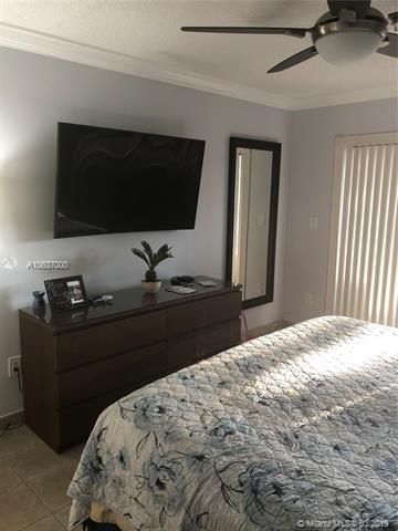 Недавно арендовано: $1,900 (2 спален, 2 ванн, 1099 Квадратных фут)