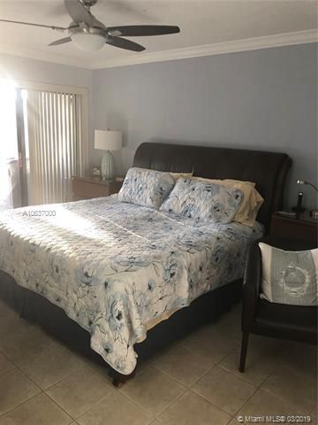 Недавно арендовано: $1,900 (2 спален, 2 ванн, 1099 Квадратных фут)