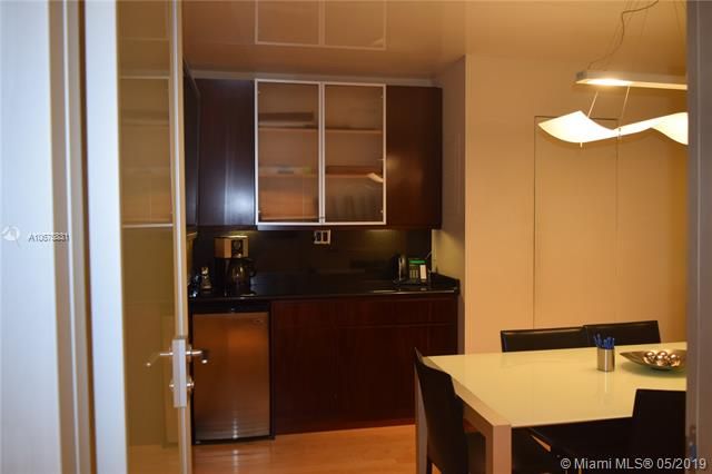 Vendido Recientemente: $330,000 (0 camas, 0 baños, 620 Pies cuadrados)