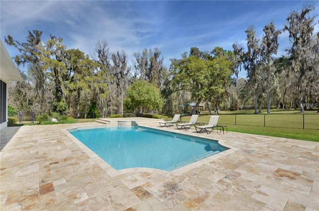 Recently Sold: $1,250,000 (5 beds, 5 baths, 4016 Square Feet)