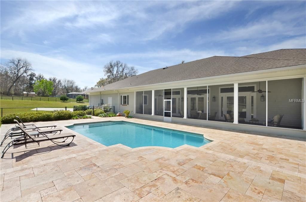 Recently Sold: $1,250,000 (5 beds, 5 baths, 4016 Square Feet)