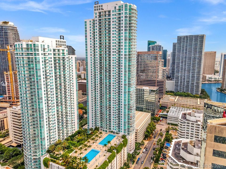 Plaza on Brickell West Tower