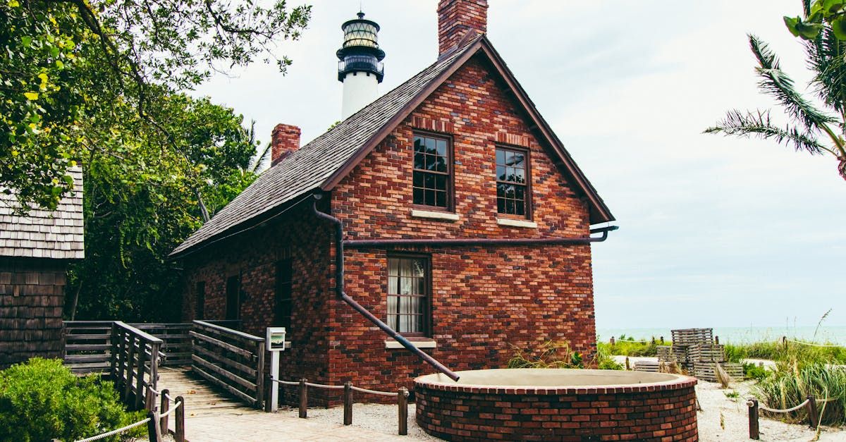 Buying a Foreclosure in Florida: Step-by-Step Process Guide