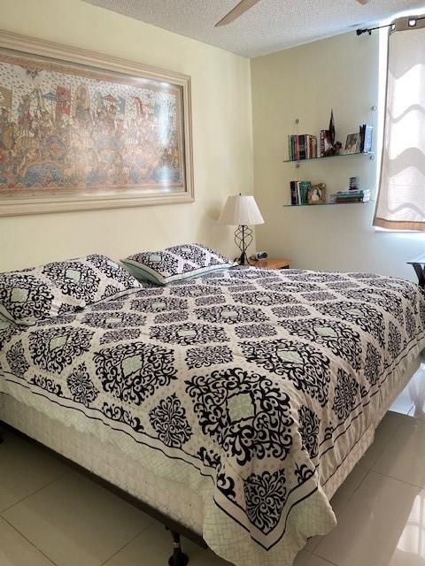 En Renta: $4,800 (3 camas, 2 baños, 1320 Pies cuadrados)