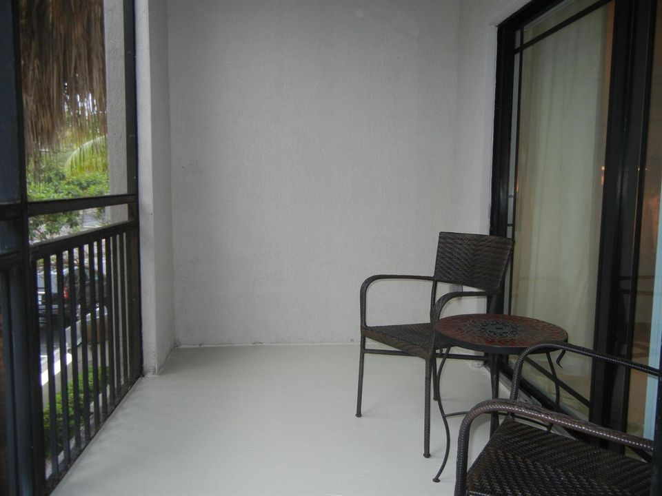 Active With Contract: $198,000 (2 beds, 2 baths, 1149 Square Feet)