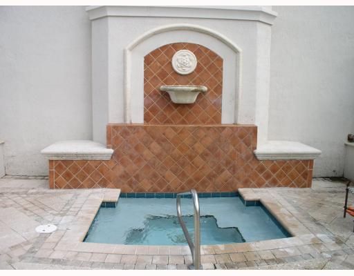 Active With Contract: $198,000 (2 beds, 2 baths, 1149 Square Feet)