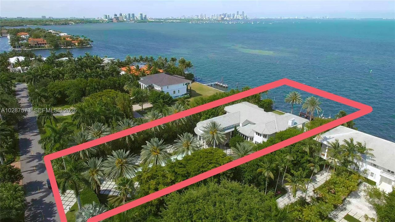 Recently Sold: $40,000,000 (6 beds, 7 baths, 10441 Square Feet)