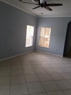Active With Contract: $1,850 (3 beds, 3 baths, 1537 Square Feet)