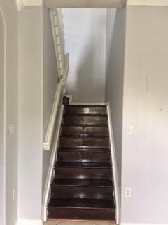 Active With Contract: $1,850 (3 beds, 3 baths, 1537 Square Feet)