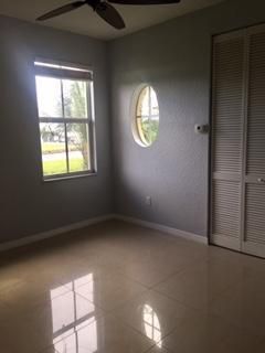 Active With Contract: $1,850 (3 beds, 3 baths, 1537 Square Feet)