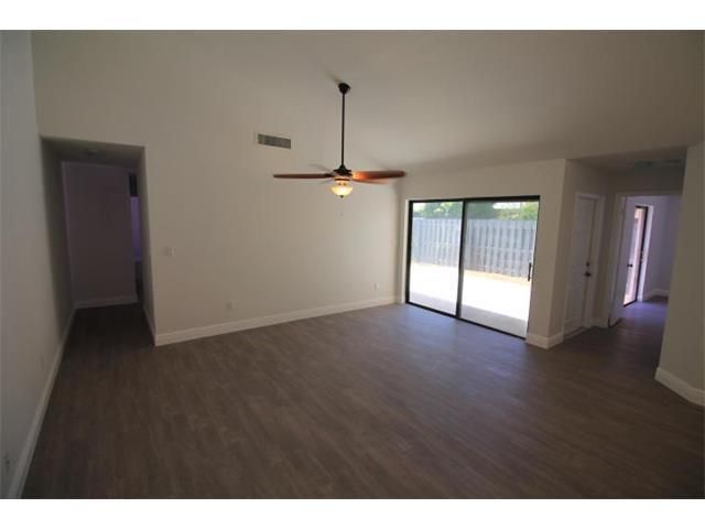 Activo con contrato: $209,000 (3 camas, 2 baños, 1332 Pies cuadrados)