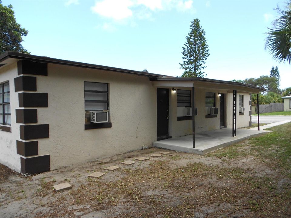 Active With Contract: $133,900 (0 beds, 0 baths, 1404 Square Feet)