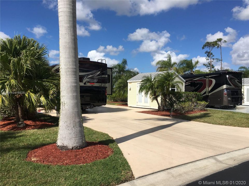 Vendido Recientemente: $69,900 (0.11 acres)