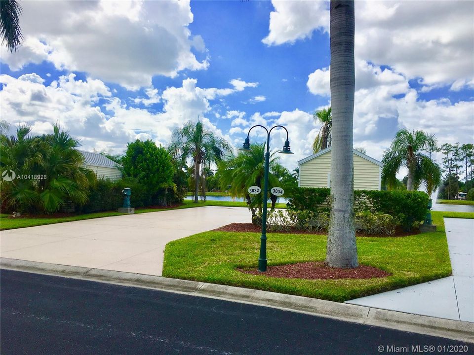 Vendido Recientemente: $69,900 (0.11 acres)