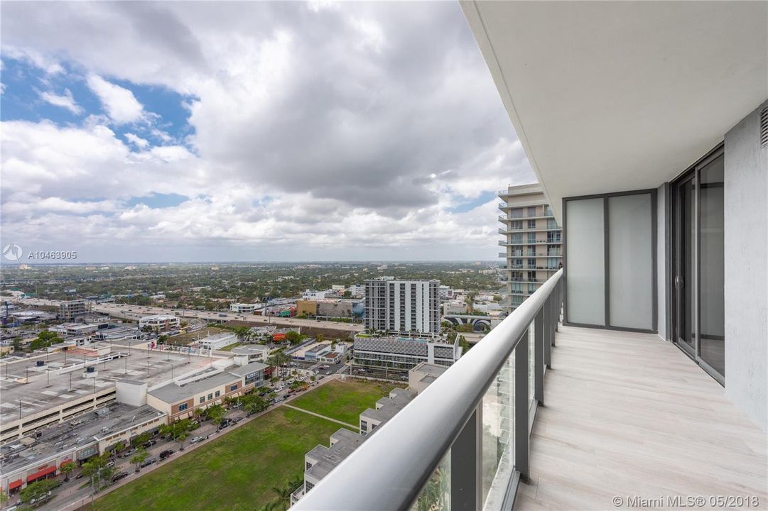 Recently Sold: $500,000 (1 beds, 1 baths, 845 Square Feet)
