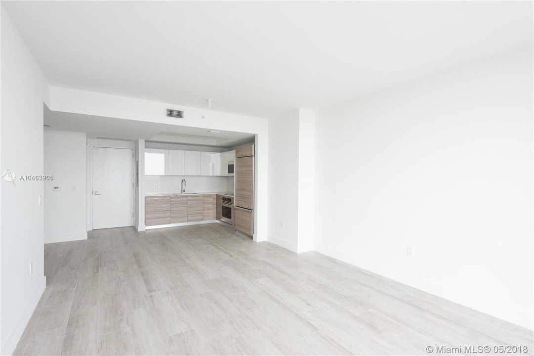 Recently Sold: $500,000 (1 beds, 1 baths, 845 Square Feet)