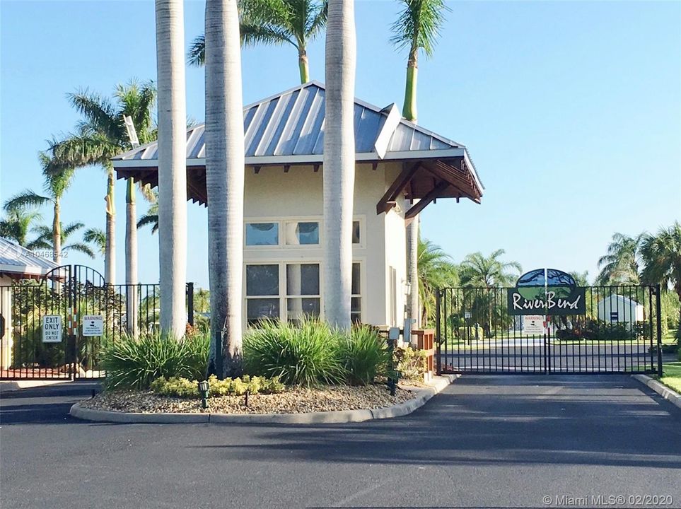 最近售出: $58,500 (0.11 acres)