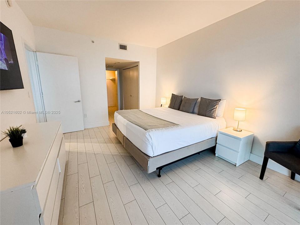 For Rent: $5,950 (2 beds, 2 baths, 0 Square Feet)