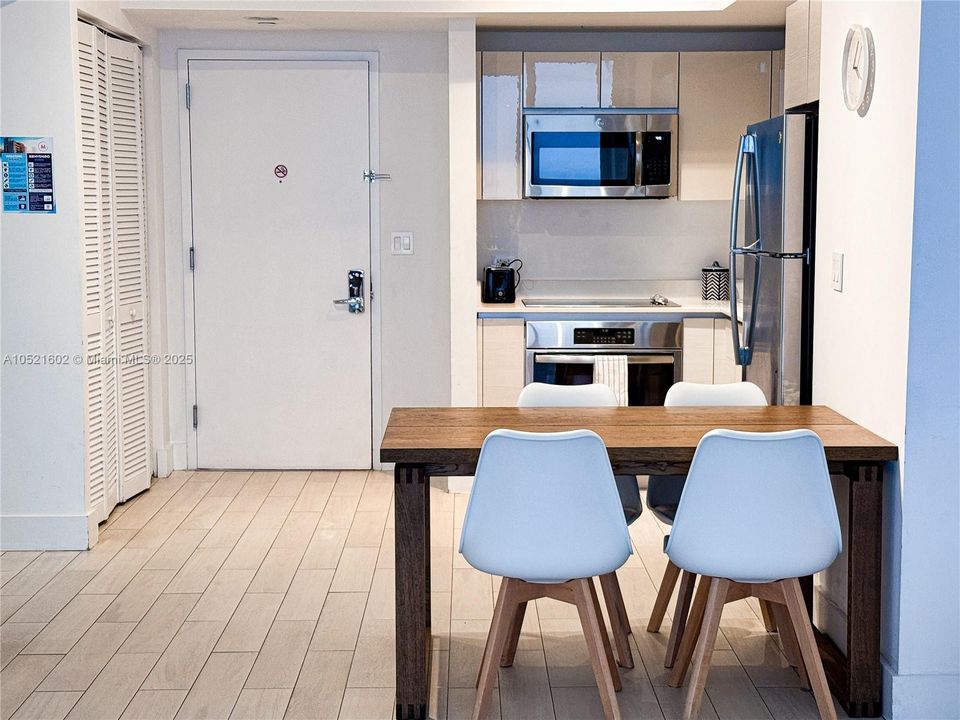 For Rent: $5,950 (2 beds, 2 baths, 0 Square Feet)